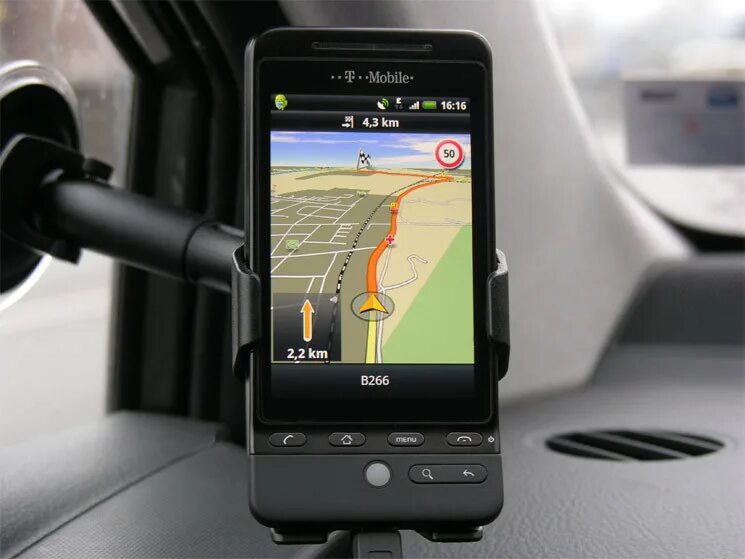 Лучший навигатор для грузовых. Навигатор navigon 2000s. навигатор garmin mobile 10. навигатор navigon triceiver. навигация android.