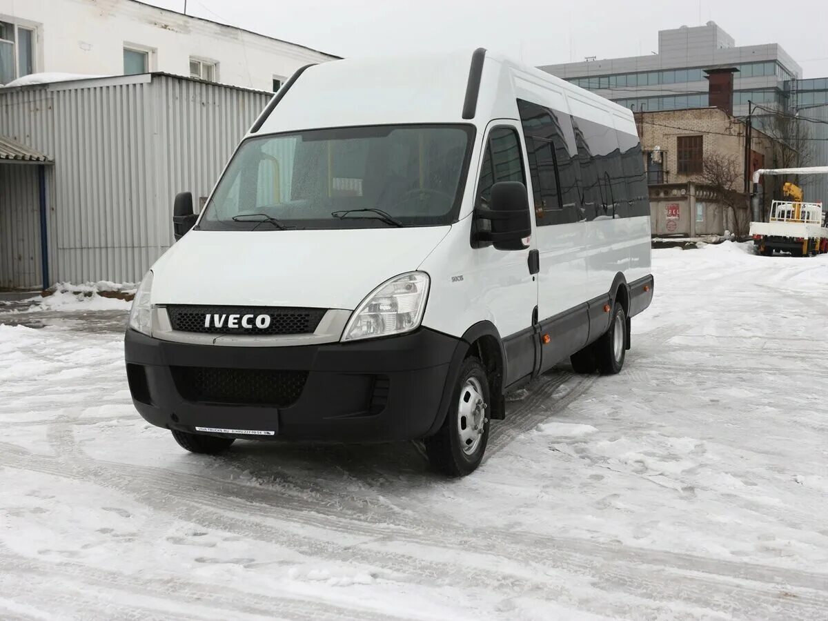 Iveco Daily 50c15. Микроавтобус Ивеко Дейли 50. Ивеко Дейли Дейли микроавтобус. Ивеко Дейли 2011 года. Ивеко дейли пассажирский