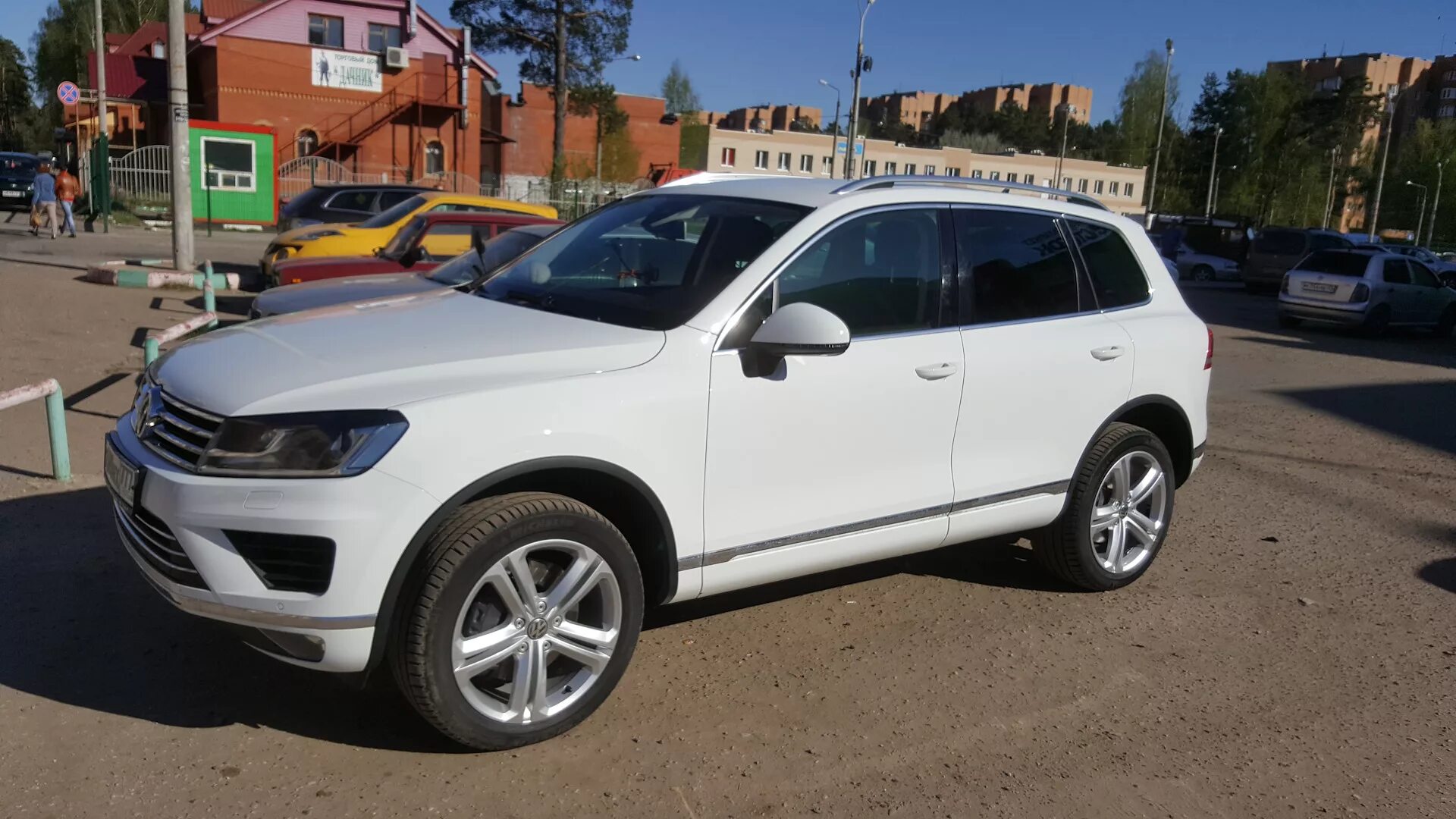 Диски на vw touareg r20. Touareg nf диски r20. Диски туарег r20. Диски r20 volkswagen touareg 2013. Диски туарег r20.