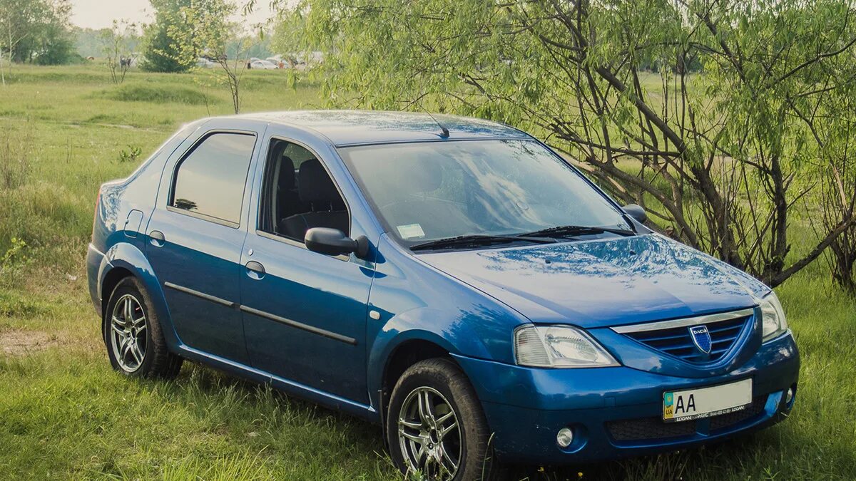 Дача логан 1. Рено логан 1.6 2004. рено логан 2006. dacia logan 2006.