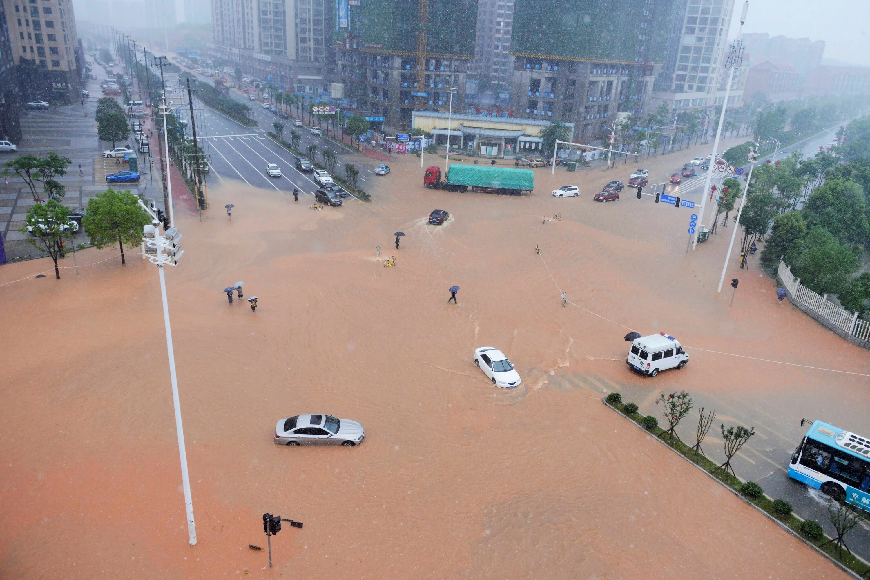 Наводнение в Китае. Дождь в Китае. Сильные дожди в Китае. Наводнения в Китае (2016). Ветер в китае