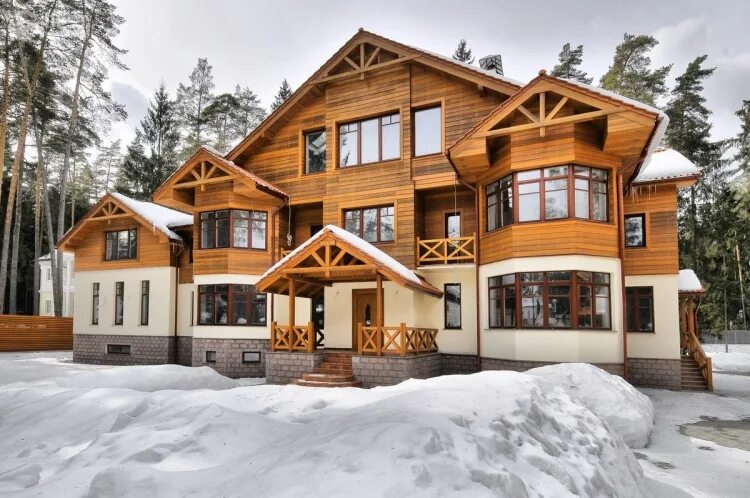 коттедж новосибирск заельцовский парк. сосновый бор новосибирск вилла. коттеджный поселок европейский в новосибирске. снежный коробицыно коттеджи. абзаково лес.