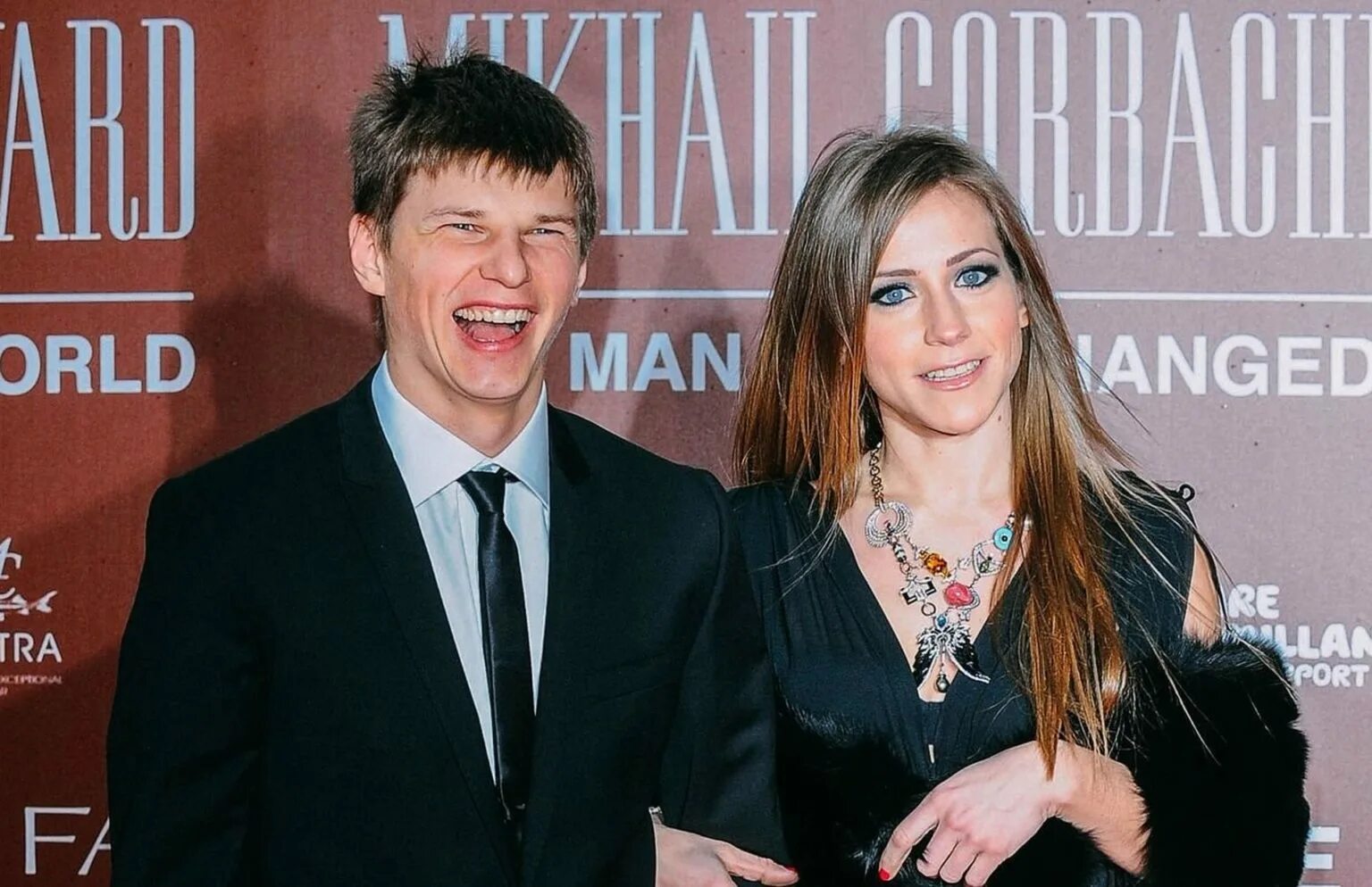 аршавин с кем сейчас живет. лиза аршавина. аршавин и его новая подруга 2015. андрей аршавин и барановская. аршавин с кем сейчас живет.