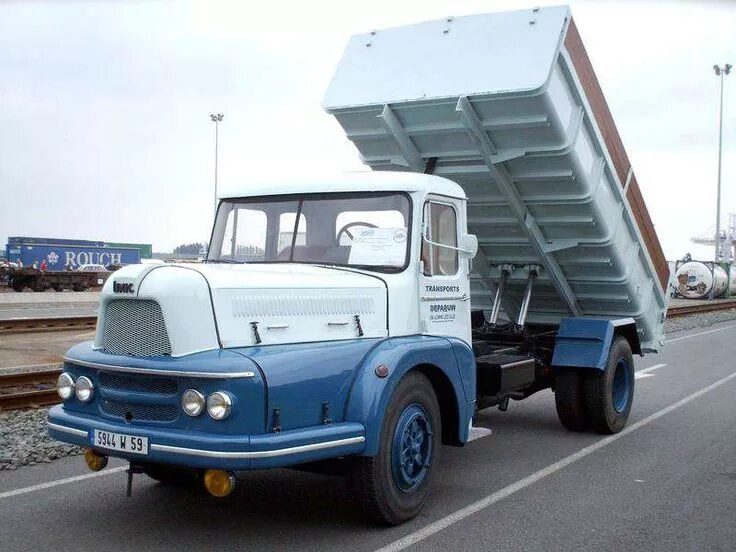 Юник автомобиль