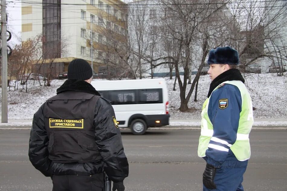 ФССП И ГИБДД. Водитель судебных приставов. ФССП на дорогах. Судебные приставы на дороге штрафы. Крупными должниками