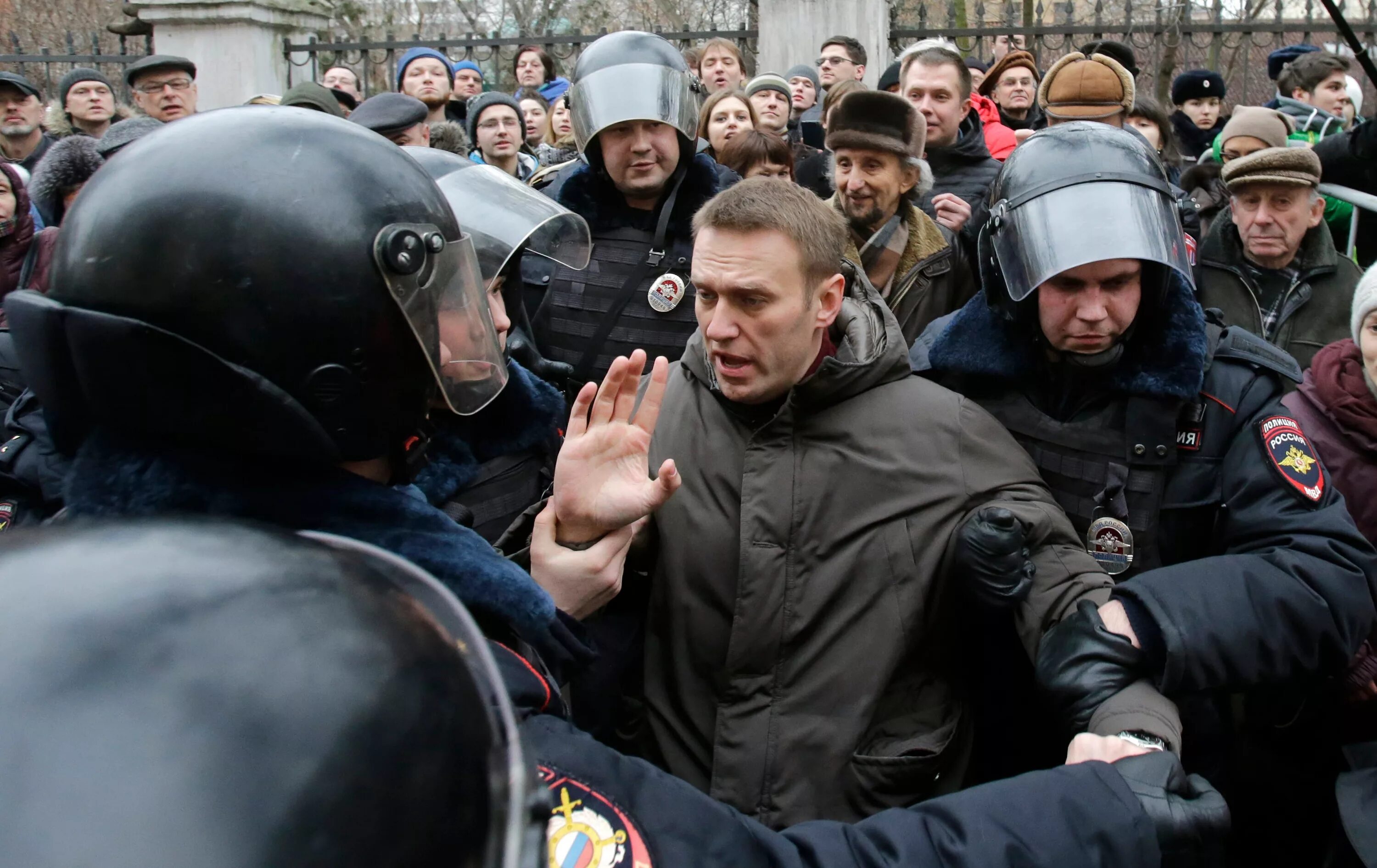 Назначенная оппозиция. Навальный 2011 Болотная площадь. Навальный на Болотной 2012. Навальный Болотная площадь.