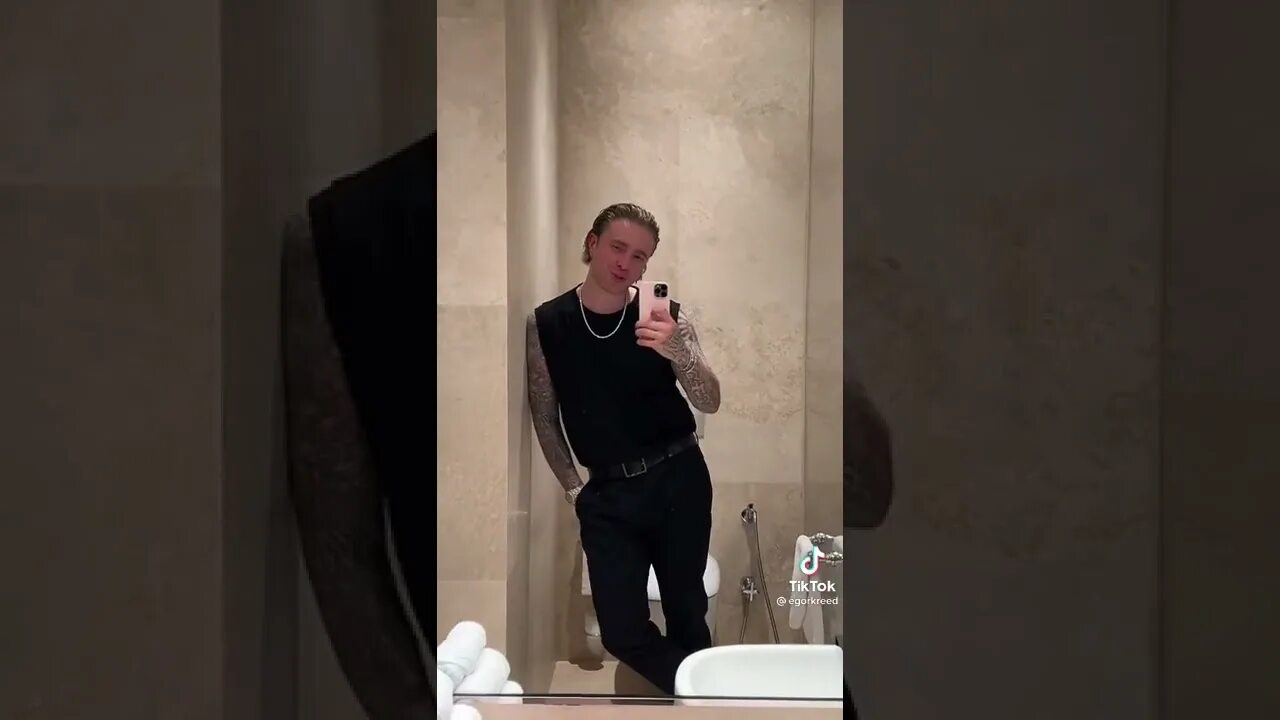 Самый грязный заяц. Самый грязный заяц крид. Грязный заяц на обложке егора крида. Я самый грязный заяц. Я самый грязный заяц тик ток.