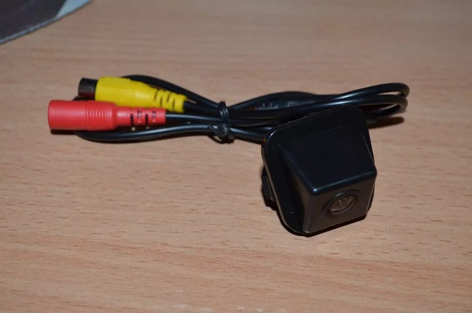 Подключить камеру заднего вида к 2дин магнитоле. Китайская камера заднего хода. Камера заднего вида et-3188 универсальная. Китайская камера заднего хода. Камера заднего вида car rear view camera tc03300.