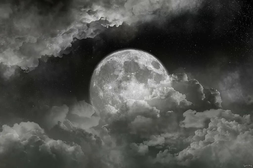 Картина темная луна. Серая Луна. Лунное небо. Луна на черном небе. Черно белое небо.
