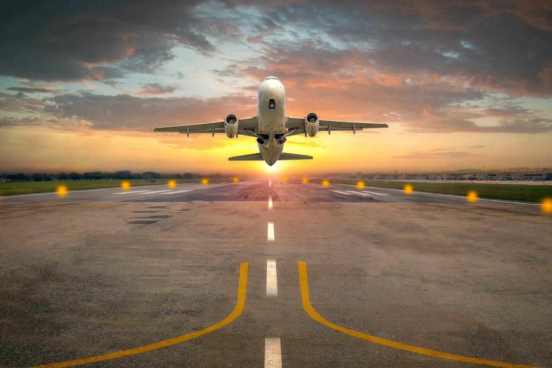 Фон самолет. 1. Заставка самолет. Fs traffic v1. Soon flight.