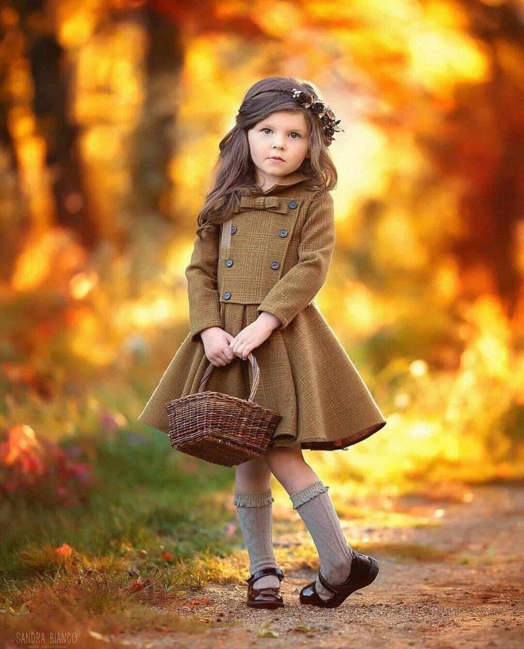Образ для фотосессии для девочки. Осенняя фотосессия. Осень для детей. Осенняя фотосессия детей. Осенняя одежда.