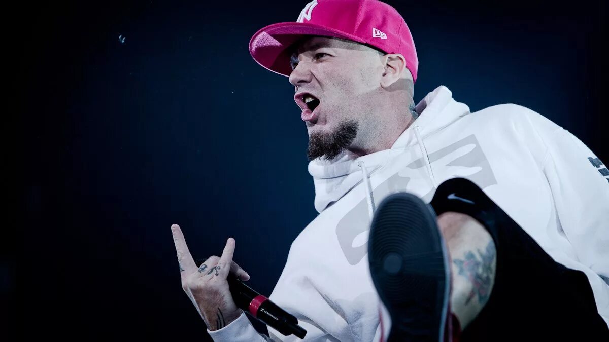 Дерст Лимп бизкит. Группа Limp Bizkit 2022. Лидер Лимп бизкит.