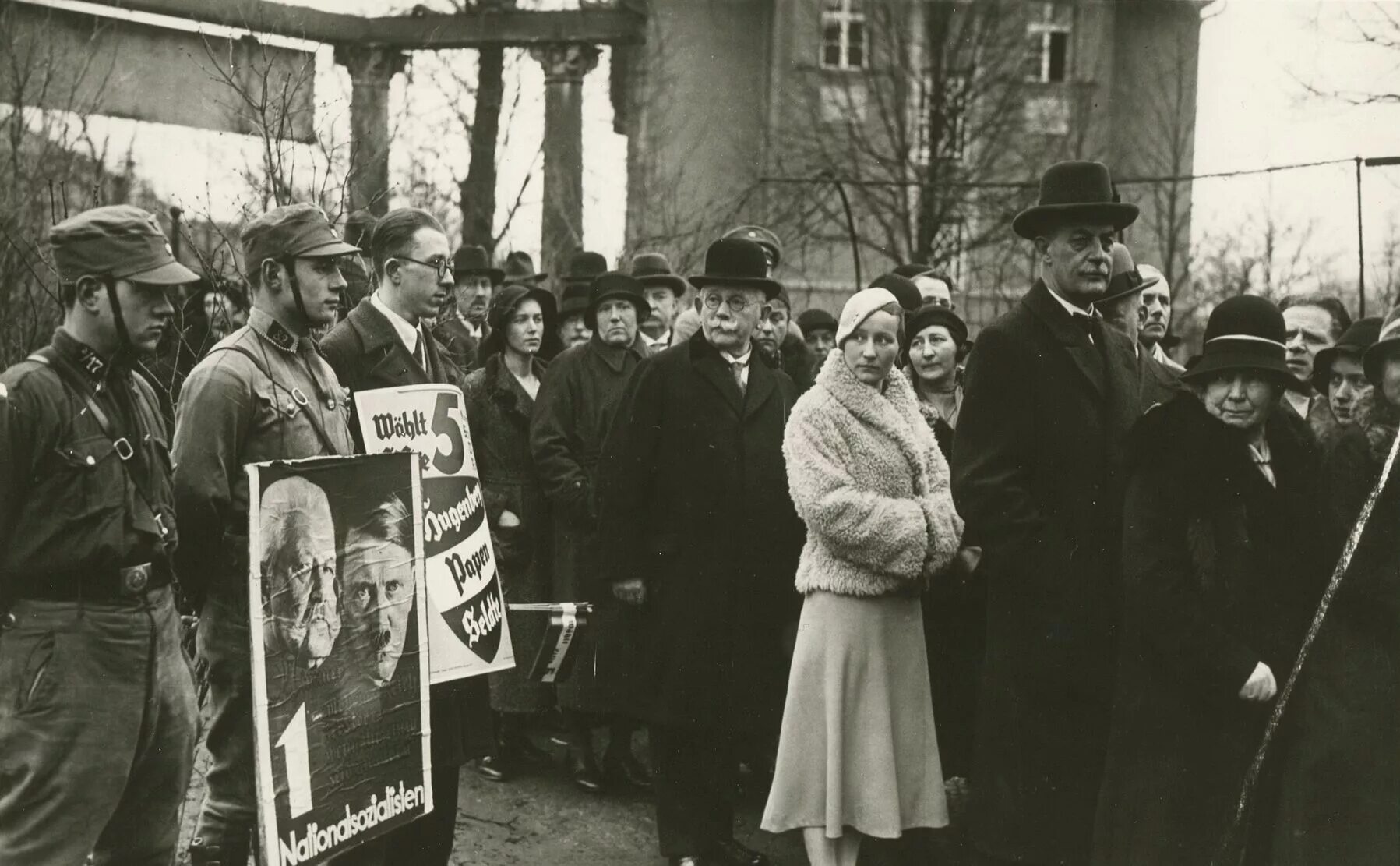 Нацистская партия Германии 1933. Выборы Германия 1933 Рейхстаг. Нацисты в Германии в 1933 году. Выборы 1933 года в Германии. Фашистские партии германии