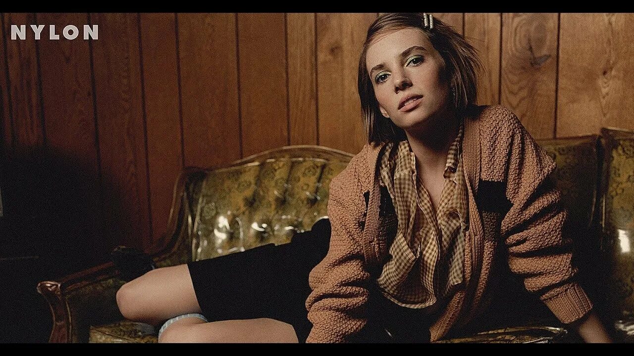 Дочь умы турман. Майя хоук и ума турман. Maya hawke 16 year. Майя хоук песни. Майя хоук однажды в голливуде.