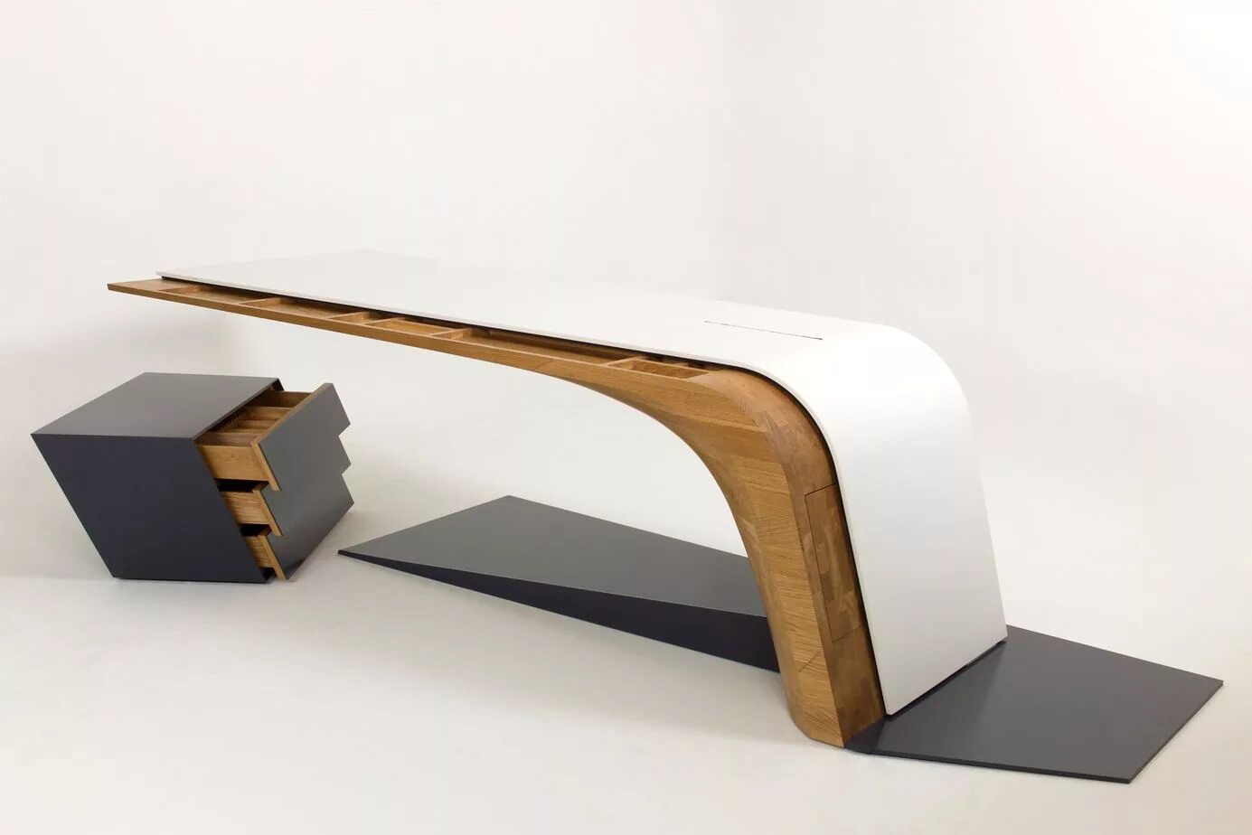 Футуристический журнальный столик. Необычные дизайнерские столы. Футуристический столик. Интерьер в стиле трон. Стол необычной формы.