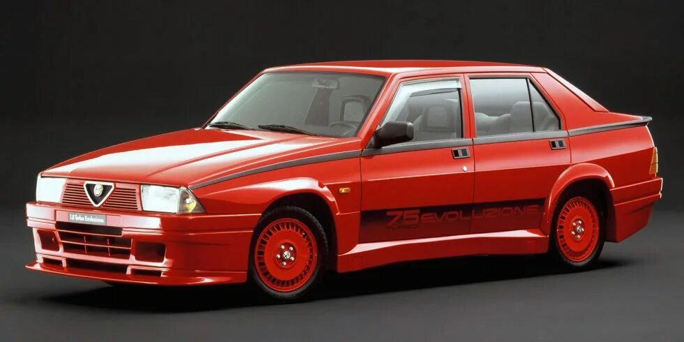 Alfa romeo 75 dtm. Alfa romeo 75 race. Alfa romeo 75. Alfa romeo turbo. 8.
