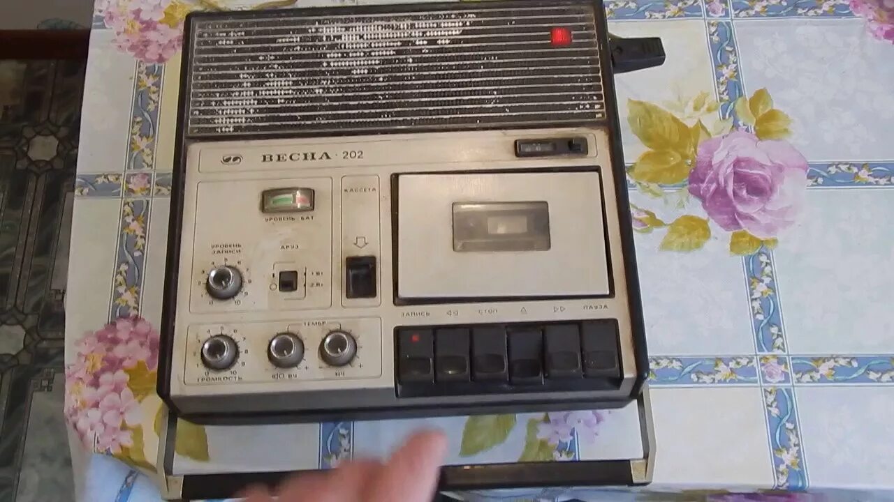 Магнитофон электроника 322. Видео кассетные магнитофоны. Кассетный магнитофон парус. Тоника магнитофон кассетный 310 стерео. Видео кассетные магнитофоны.