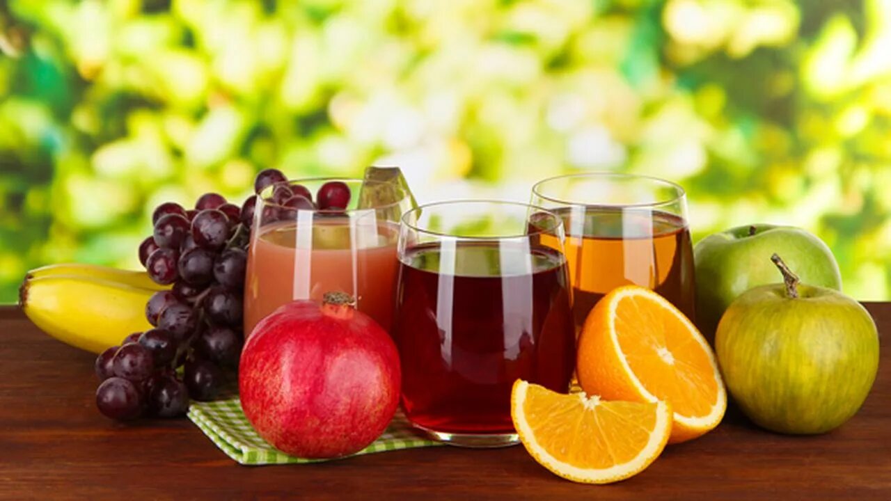 Можно пить сок на голодный желудок. Плодово ягодные соки. Плодово ягодные соки Эстетика. Фруктовый сок с аскорбиновой кислотой. Натуральный сок – это сок из плодов и ягод.