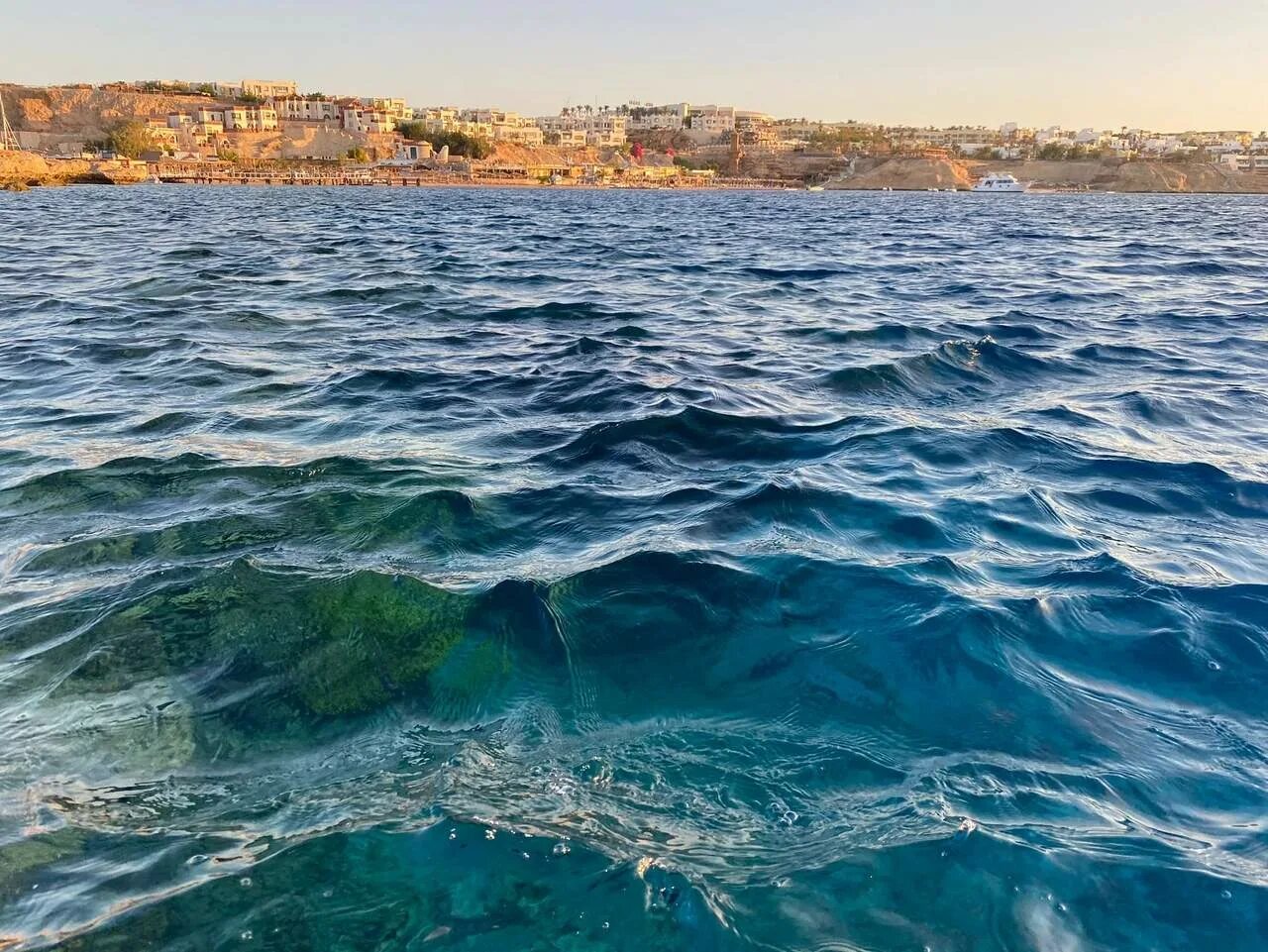 Белый остров шарм-эль-шейх. Сафага египет. Кораллы в шарм эль шейхе. Шарм-эль-шейх. Шарм эль майя.