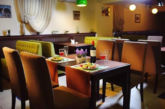 Panorama: Yabloko, cafe, Volgograd, prospekt Geroyev Stalingrada, 44А - Yandex M