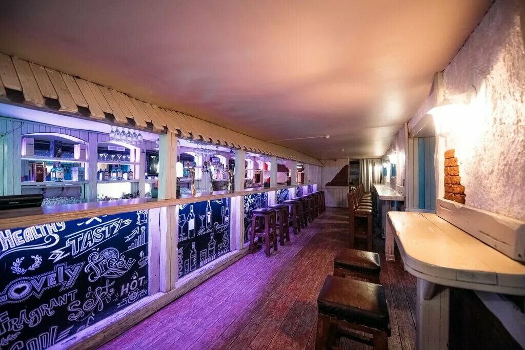 клубы санкт петербурга ленинский