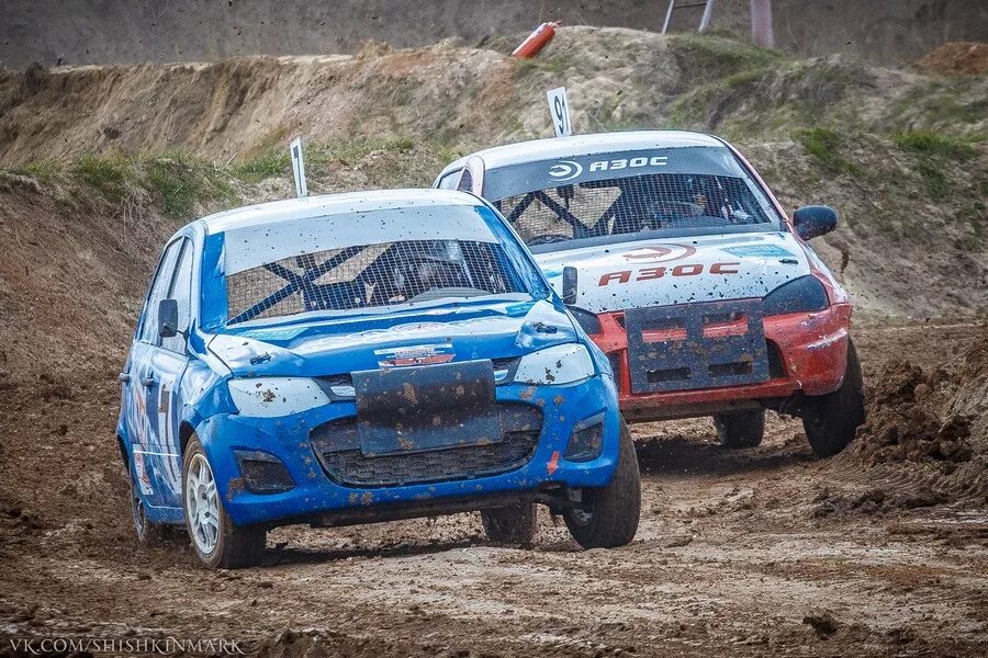 Автокросс д3 спринт. Ралли пушкинские горы где проходят. Кроссовый автомобиль. Гонки на 2108 автокросс. Наклейка ралли пушкинские горы.