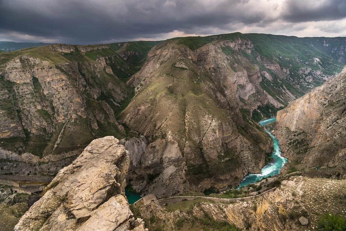 Сулакский каньон в Дагестане. Дубки смотровая на Сулакский каньон. Сулакский каньон ущелье. Каньон в Дагестане Сулак. Каньон судакский