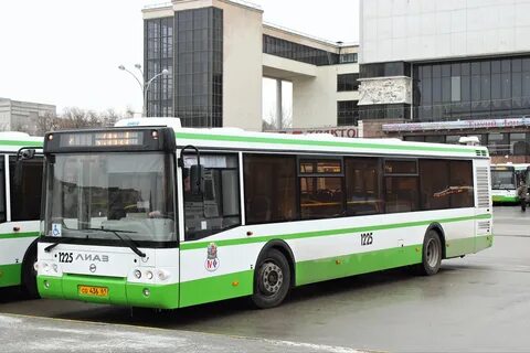 Автобус 1225