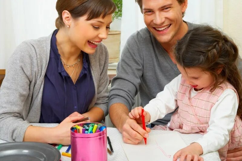 совместная деятельность со взрослыми. совместная деятельность детей и взрослых. родители и дети. ребенок в семье. дети с родителями.