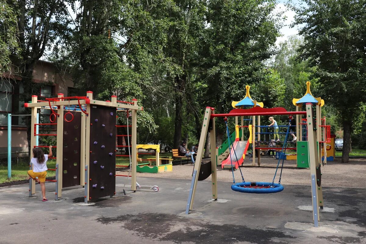 благоустройство дворовых территорий. мичуринский дворик. дворик 5. дворик 5. как выглядит башкирский двор.