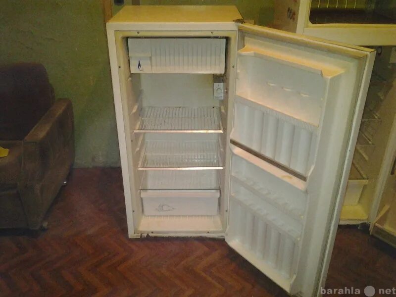 Купить б у в сыктывкаре. Холодильник Орск однокамерный. Орск 7 холодильник. Холодильник Орск 090122. Холодильник Орск 175 b.
