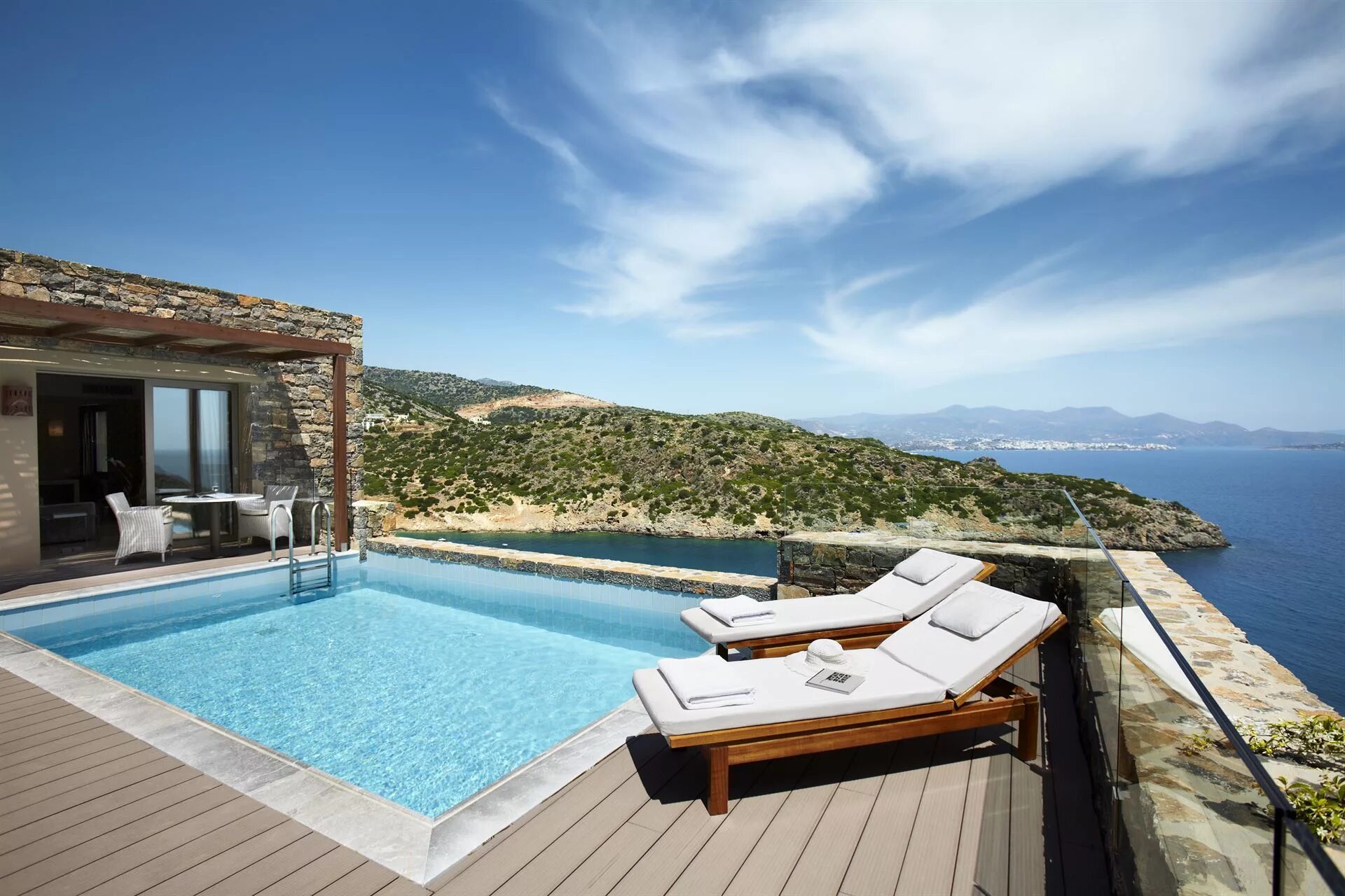 Daios Cove Luxury Resort Villas 5. Вилла на острове Крит. Вилла на берегу Средиземного моря Италии. Остров Крит виллы у моря.