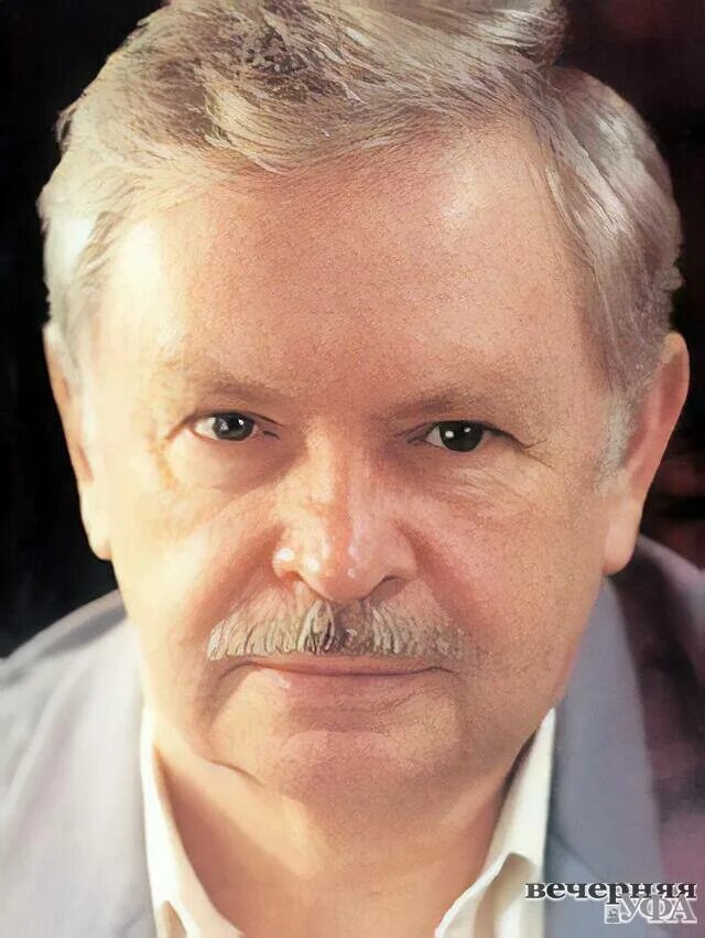 Лиханова в ю. Лиханова в ю. Лиханов портрет писателя. Лиханова в ю. Лиханов портрет писателя.