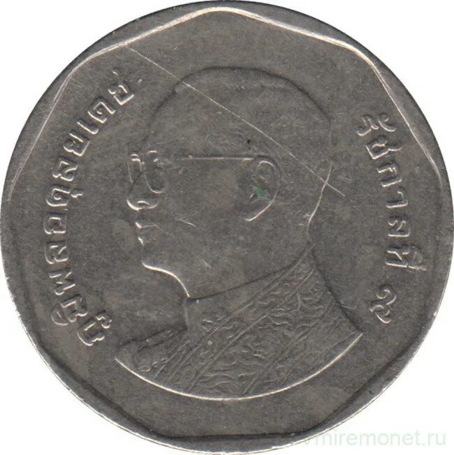 5 Бат 2013 Таиланд. 5 Бат монета. Монетка Тайланд 5 бат. Таиландская монета 5 бат.