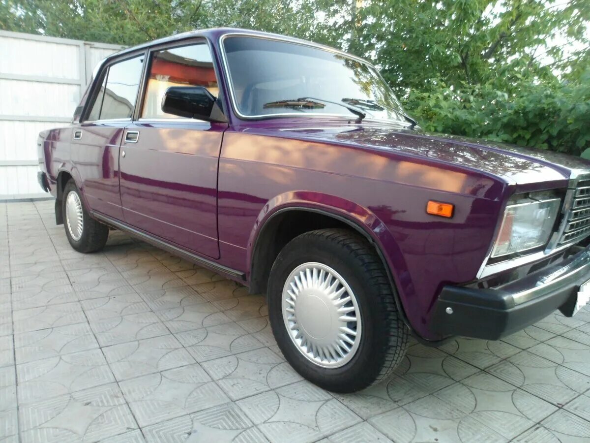 Ваз лада 2102 баклажан. Ваз 2107 фиолетовая. Фиолетовая ваз. Ваз 2107 фиолетовая. Фиолетовая ваз.