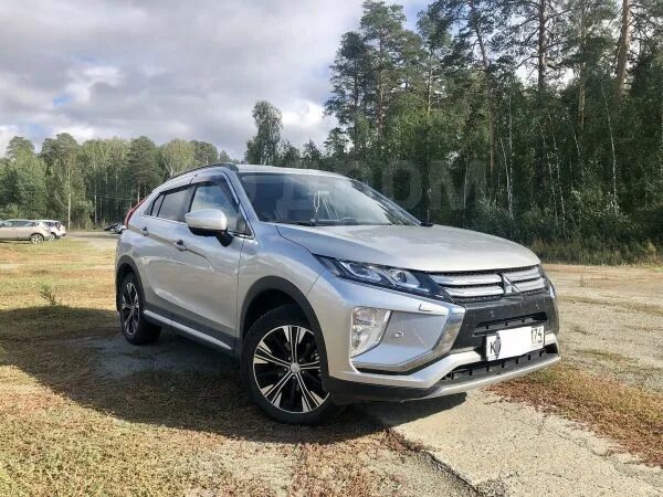 Мицубиси эклипс 2020. Эклипс кросс бу. 5 cvt. Mitsubishi eclipse cross 2018. Мицубиси эклипс кросс синий.
