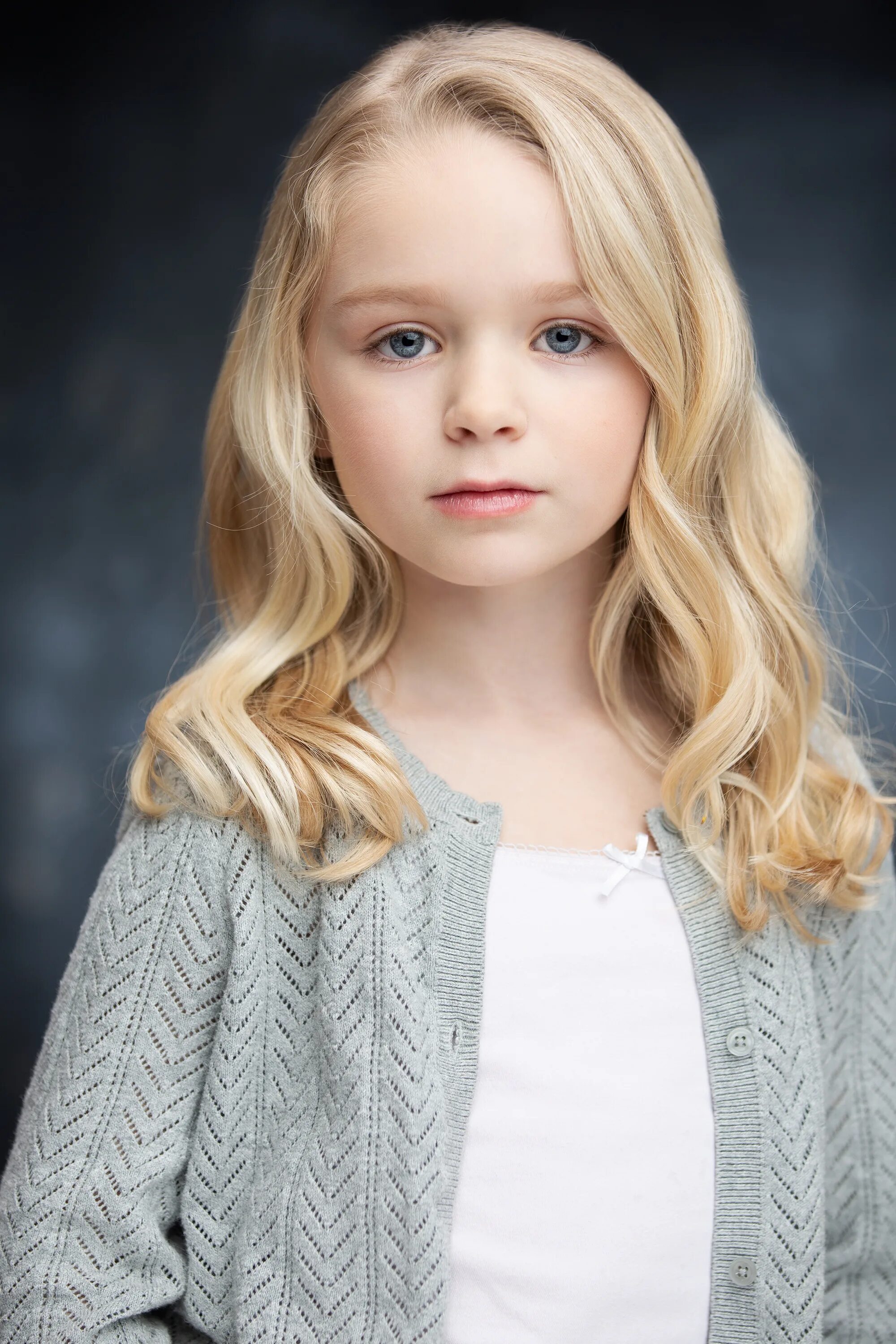 Аликс уэст лефтер alix west lefler. Alix west lefler актриса. Alix west lefler актриса. Аликс уэст лефлер. Аликс уэст лефлер.