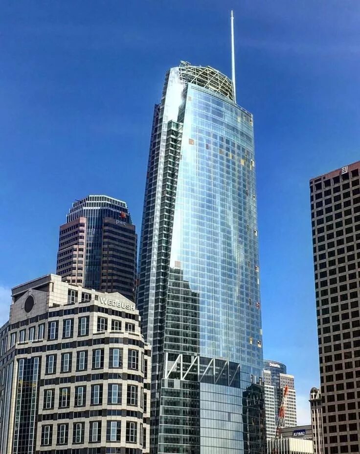 Здание 16 метров. Небоскребы Лос Анджелеса. Wilshire Grand Center. Wilshire Grand Center в Лос-Анджелесе. Уилшир Гранд Тауэр.