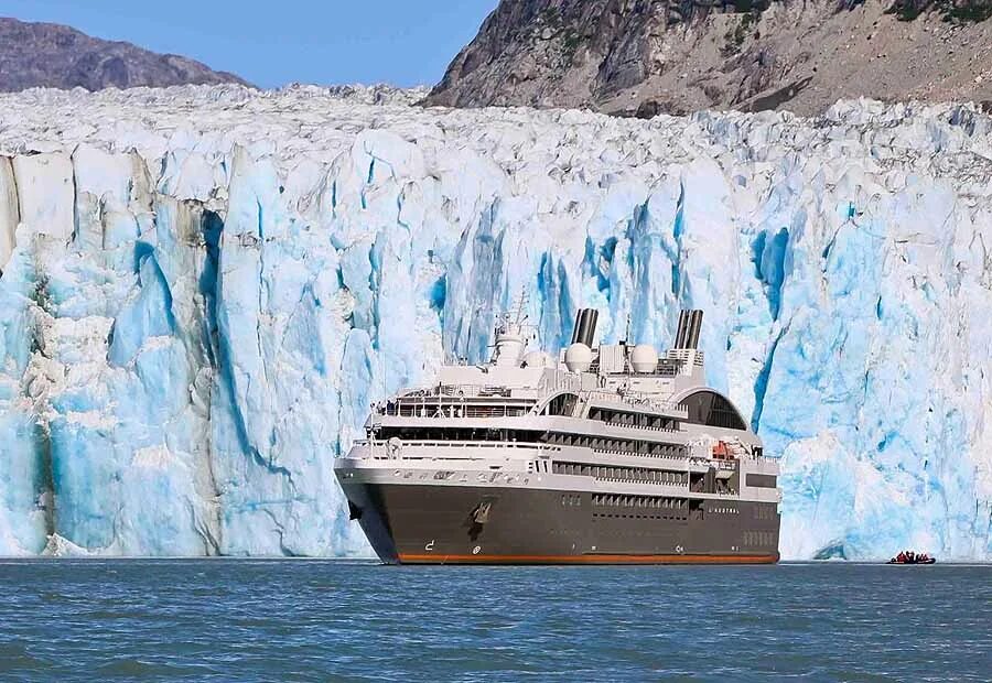 Антарктида путешествие цена. Le Boreal круиз в Антарктиду. Мега яхта le Boreal. Ушуайя Антарктида. Ушуайя Антарктида круизы.