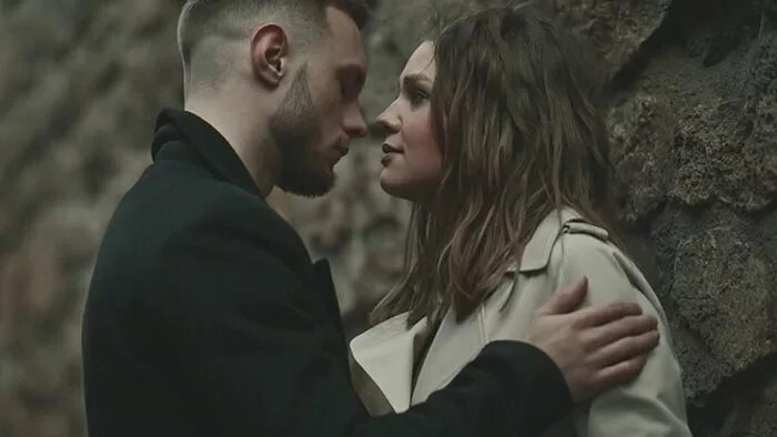 Песню свет простых фонарей. Свет фонарей демотиваторы. Песню свет простых фонарей. Бехлюль бихтер нихал. Песню свет простых фонарей.