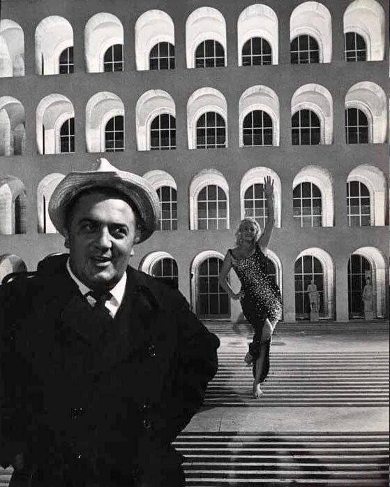 Федерико феллини 70 годов. Федерико феллини фото. Frederico fellini. Феллини молодой. Федерико феллини 70 годов.
