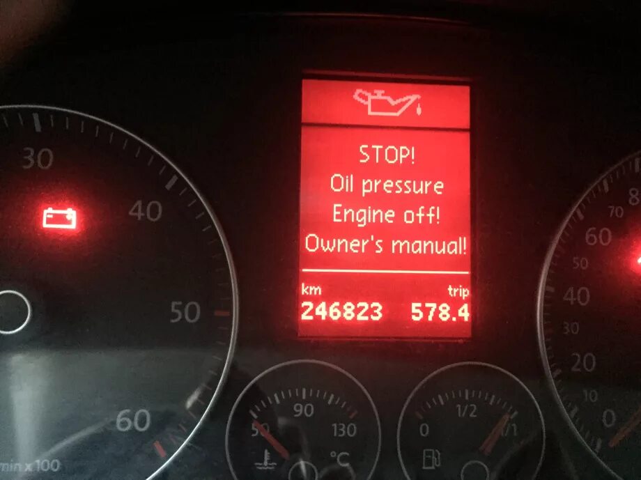 Engine off. Oil pressure engine off пассат б6. Oil pressure engine off owner's manual туарег 3. "stop! oil pressure engine off! owners manual!". 2.