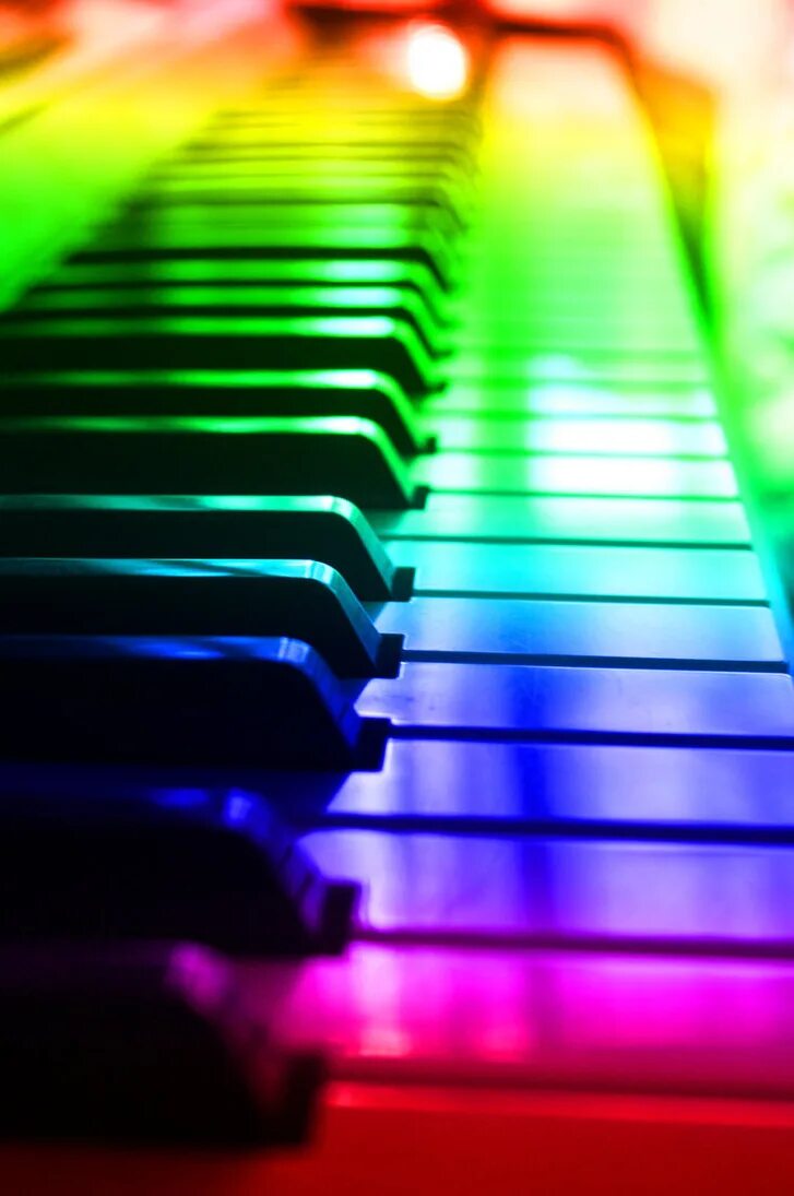 Музыка и прочее. Разноцветные клавиши пианино. Разноцветное пианино. Цветные клавиши. Цветные клавиши пианино.
