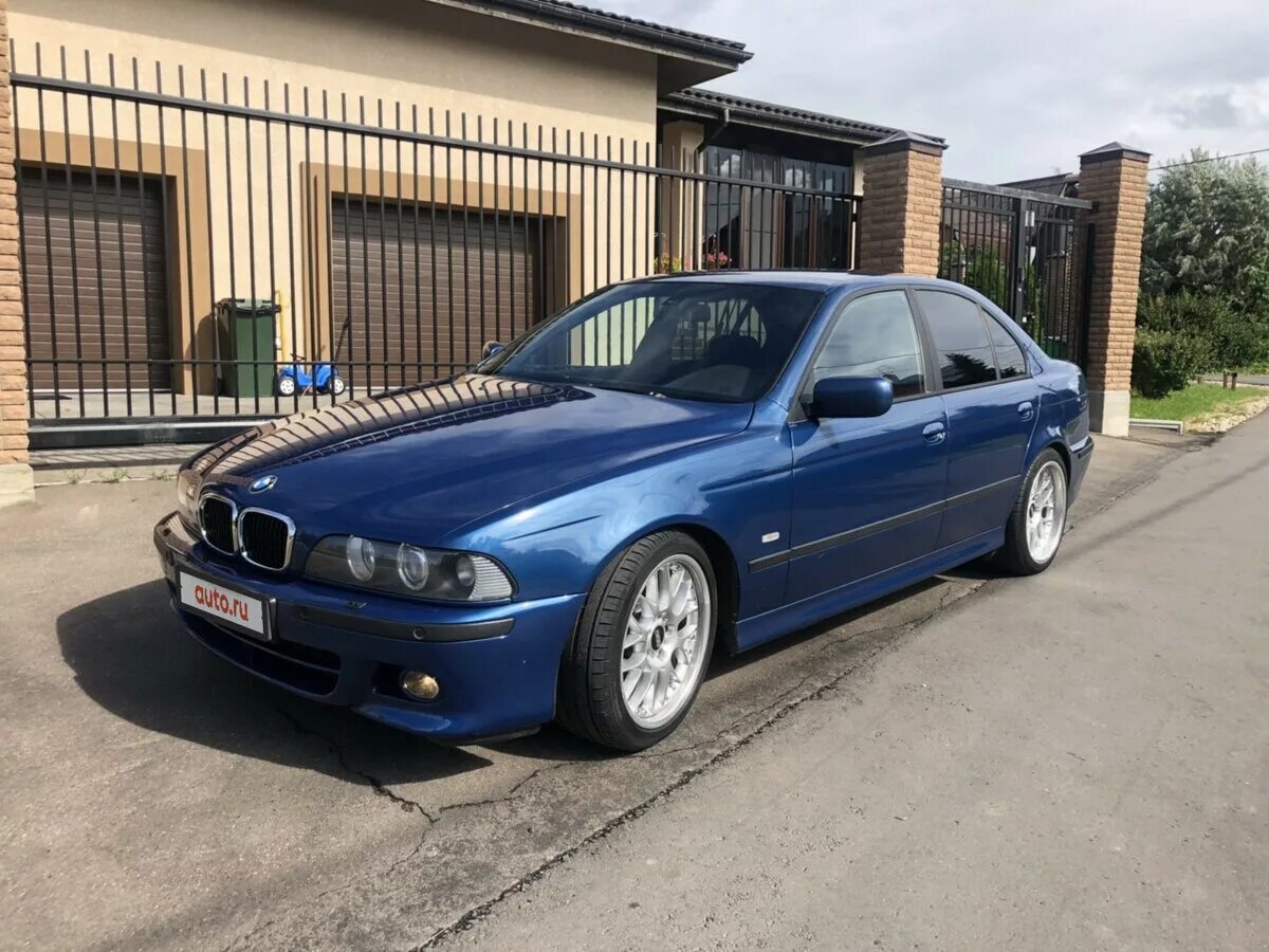 Бмв 98 года. BMW 525 e39. БМВ е39 525i. БМВ 525 е39. БМВ 39 525.