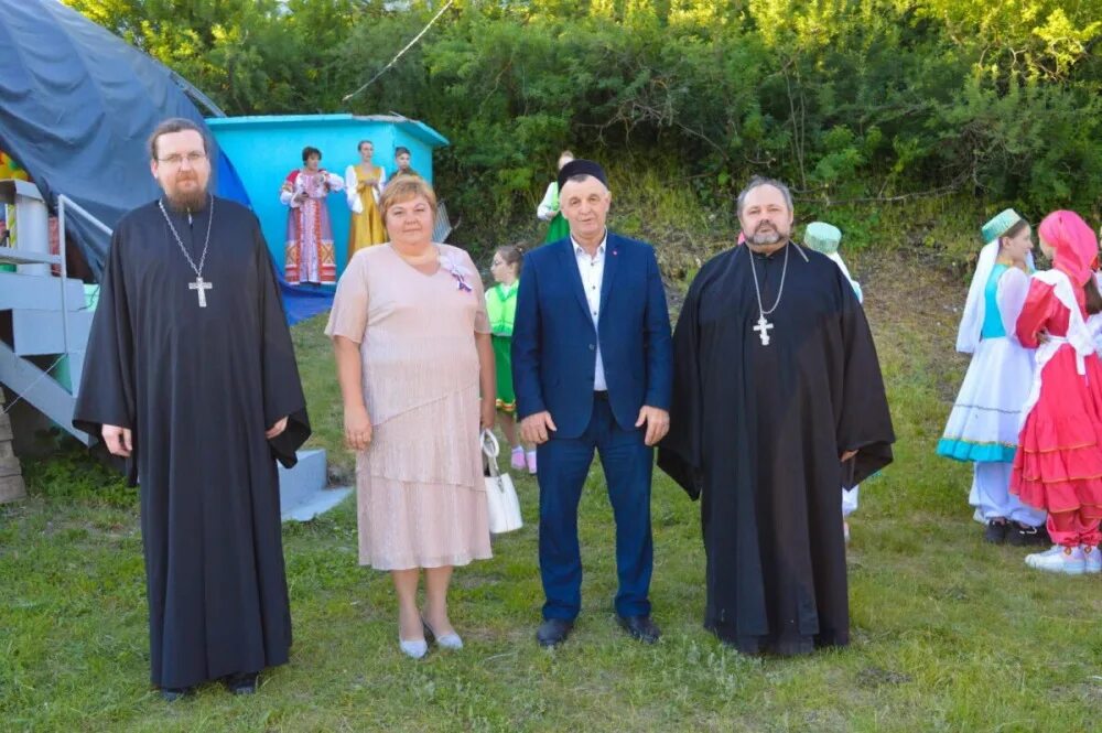 Погода шемышейка пензенская область на месяц. Погода шемышейка пензенская область на месяц. Шемышейка памятник победы. Погода шемышейка пензенская область на месяц. Погода шемышейка пензенская область на месяц.