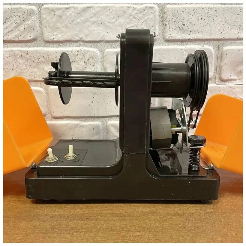 электропрялка бытовая хцм 0000106. электропрялка уфа 2. 009 ту. электропрялка метелица. прялка бытовая.