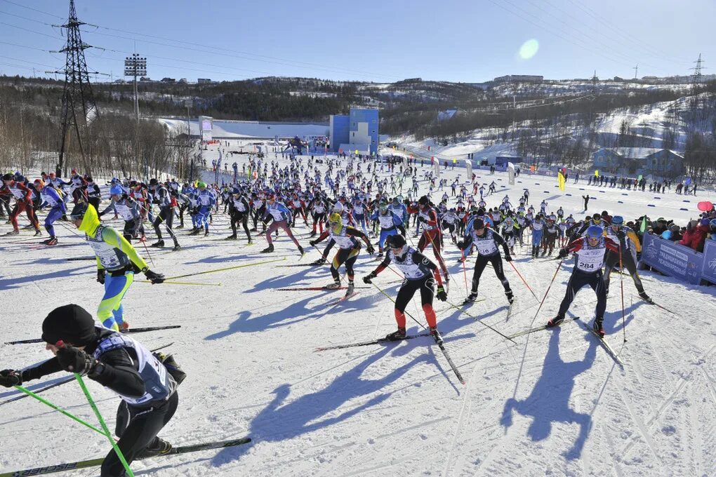 Праздник севера Мурманск. Лыжный марафон Мурманск. Лыжный забег 2023 Мурманск. Мурманский лыжный марафон 2023.