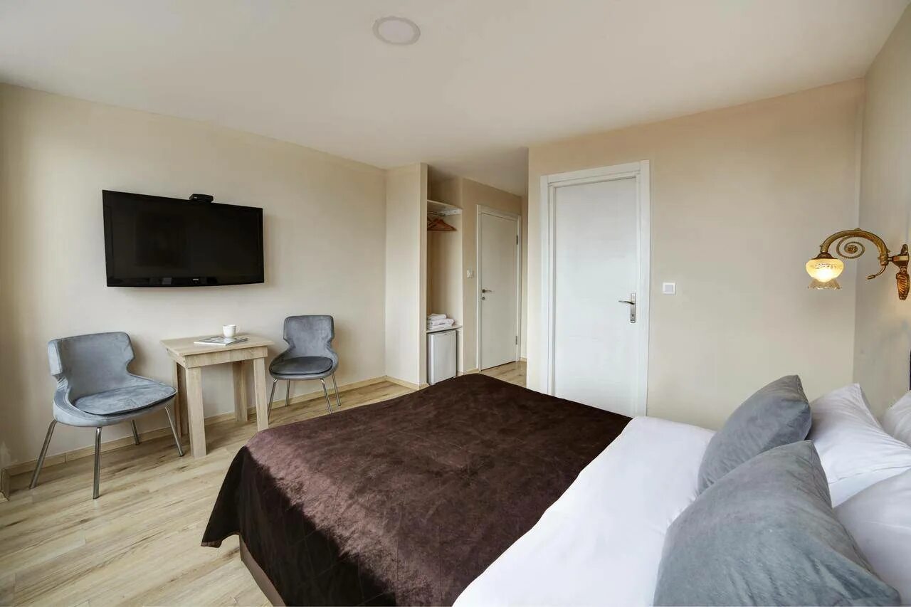Sette serenity only 16. Serenity hotel istanbul 3. serenity hotel 3* (султанахмет). settle serenity hotel 4. sette serenity hotel 4 турция.