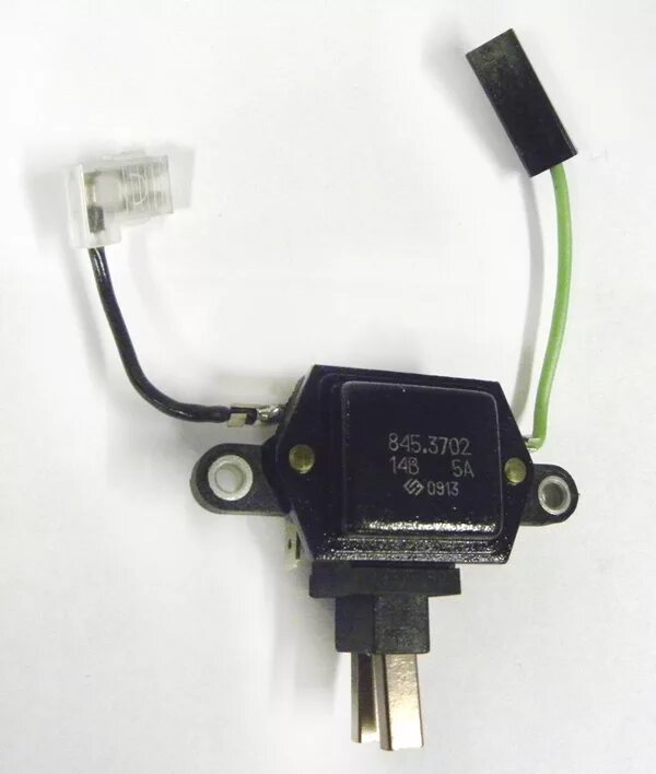 Реле регулятор ваз 2131 инжектор. Реле зарядки астро 59. Напряжение 2121. Реле регулятор ваз 2121. 3702.