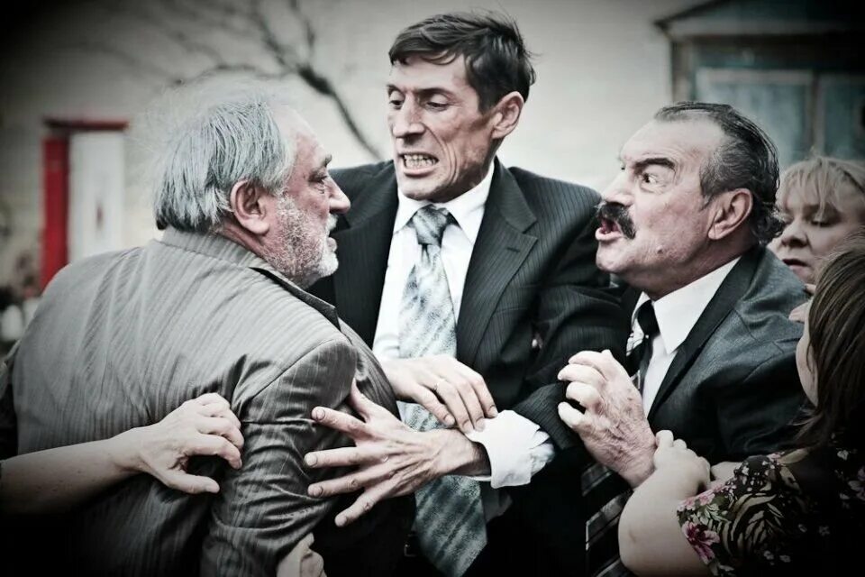 Домашний 2011. Гармаш в роли бездомного фото. Сергей гармаш дом. Дом фильм 2011. Дом фильм 2011 олег погодин.